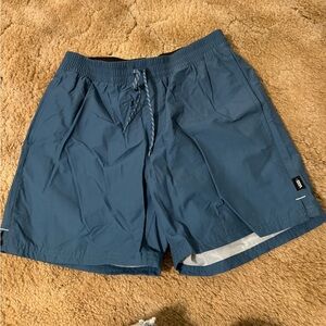 Vans men’s board shorts
Only worn a few times
size:medium
* I do have cats*